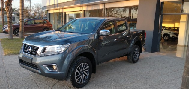 Nissan FRONTIER XE 2.3 4X2 