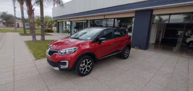 Renault CAPTUR BOSE CVT