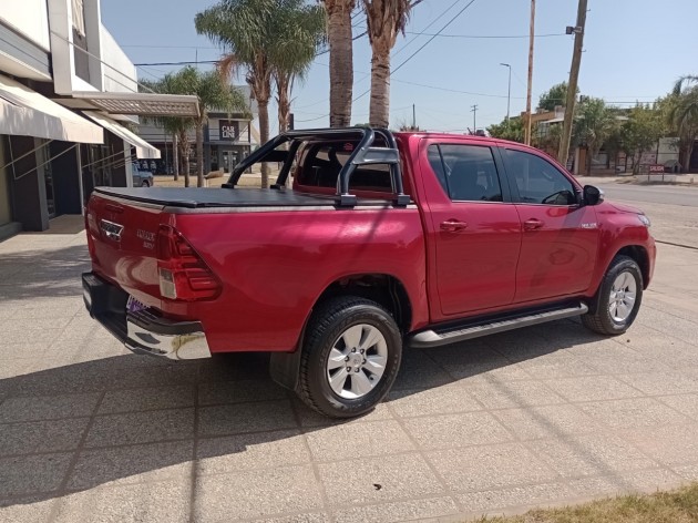  HILUX SRV 4X2 MT 