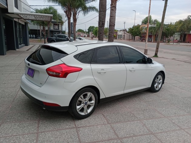  FOCUS SE PLUS 5P