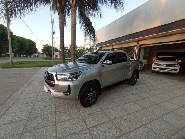 Toyota HILUX SRV 4X2 AT