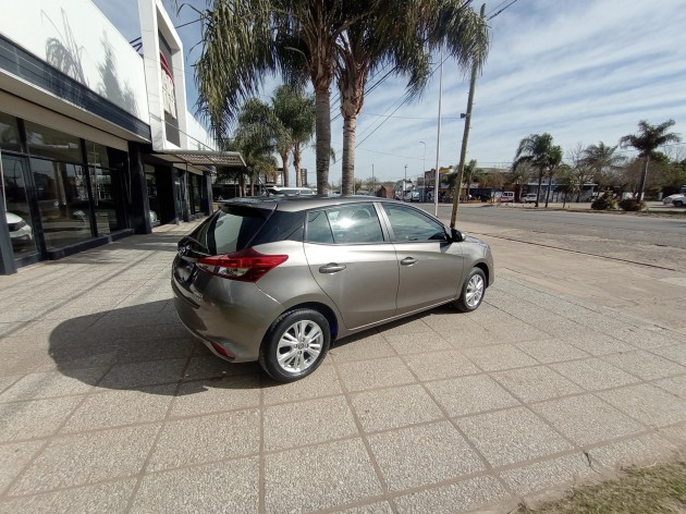 YARIS XLS MT