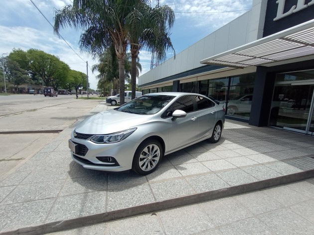 Chevrolet CRUZE LT MT