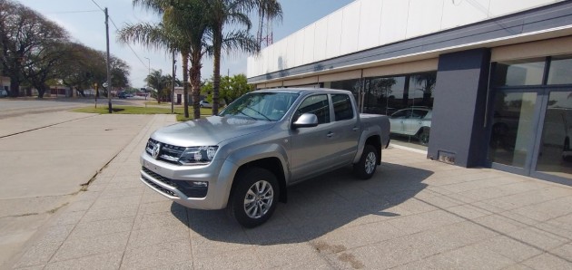 Volkswagen AMAROK COMFORTLINE V6 4X4 AT