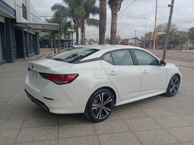  SENTRA SR CVT