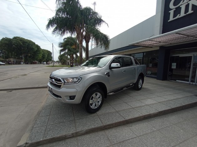 Ford RANGER XLT 3.2 MT 4X2 